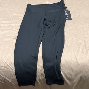 Zobha womens crossover ankle Leggings